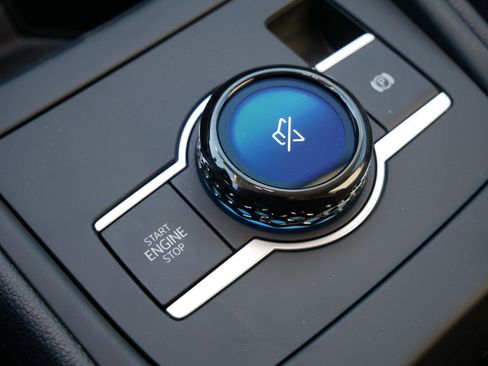 New 2026 Volkswagen Tiguan S image 9