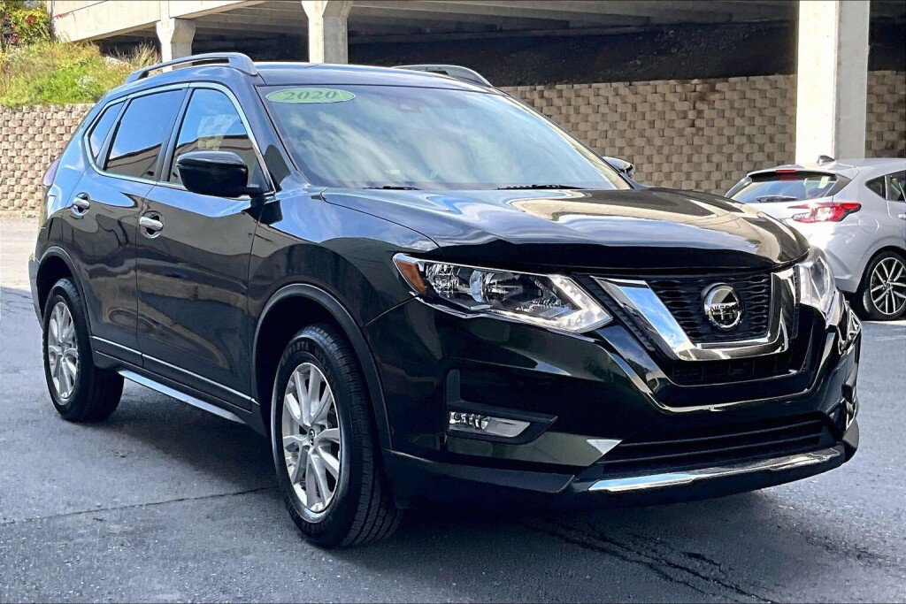 Used 2020 Nissan Rogue SV AWD/4WD image 18