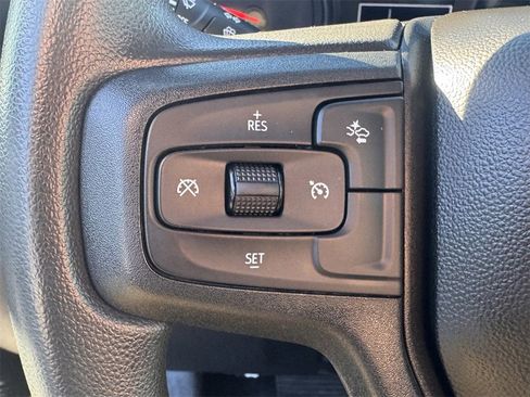 Used 2023 Chevrolet Silverado 1500 Custom image 16