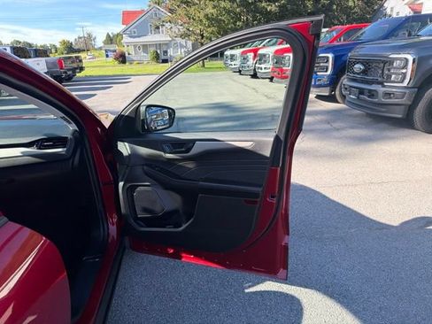 Used 2022 Ford Escape SE w/ Convenience Package AWD/4WD image 32