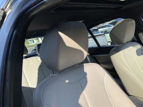 Used 2017 BMW 330e image 57