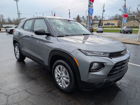 Used 2023 Chevrolet TrailBlazer LS image 7