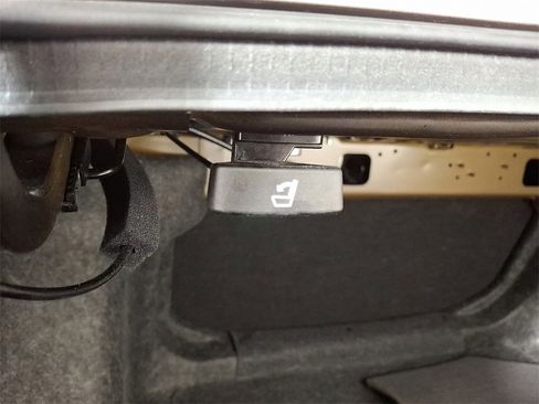 Used 2017 Honda Civic LX image 29