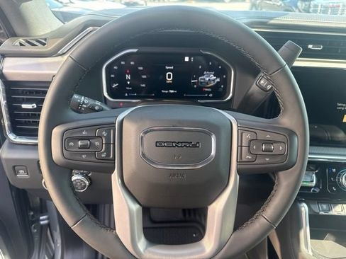 New 2026 GMC Sierra 2500 Denali w/ Denali Reserve Package AWD/4WD image 19