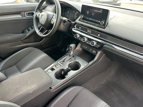 Used 2023 Honda Civic Sport image 18