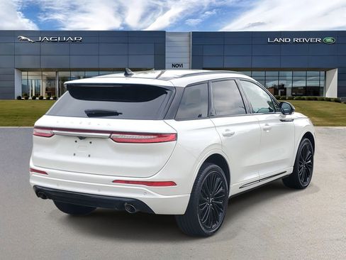 Used 2023 Lincoln Corsair Reserve w/ Equipment Group 201A AWD/4WD image 3