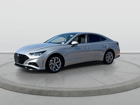 Used 2023 Hyundai Sonata SEL w/ Convenience Package FWD image 4