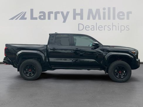 Certified 2024 Toyota Tacoma TRD Pro AWD/4WD image 6