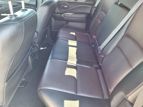 Used 2023 Honda Ridgeline Black Edition image 12