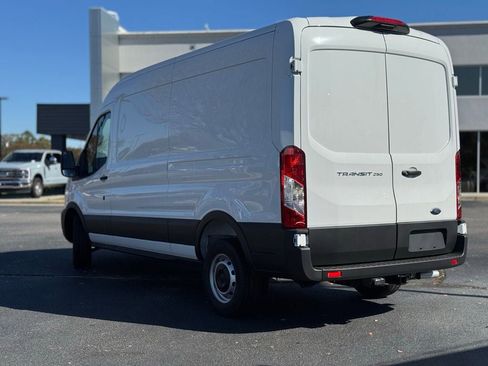 New 2025 Ford Transit 250 148 Medium Roof image 5