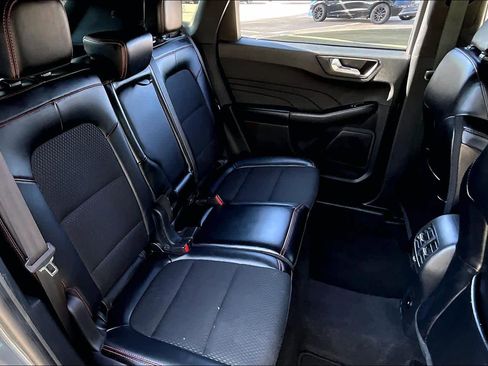 Used 2025 Ford Escape ST-Line image 20