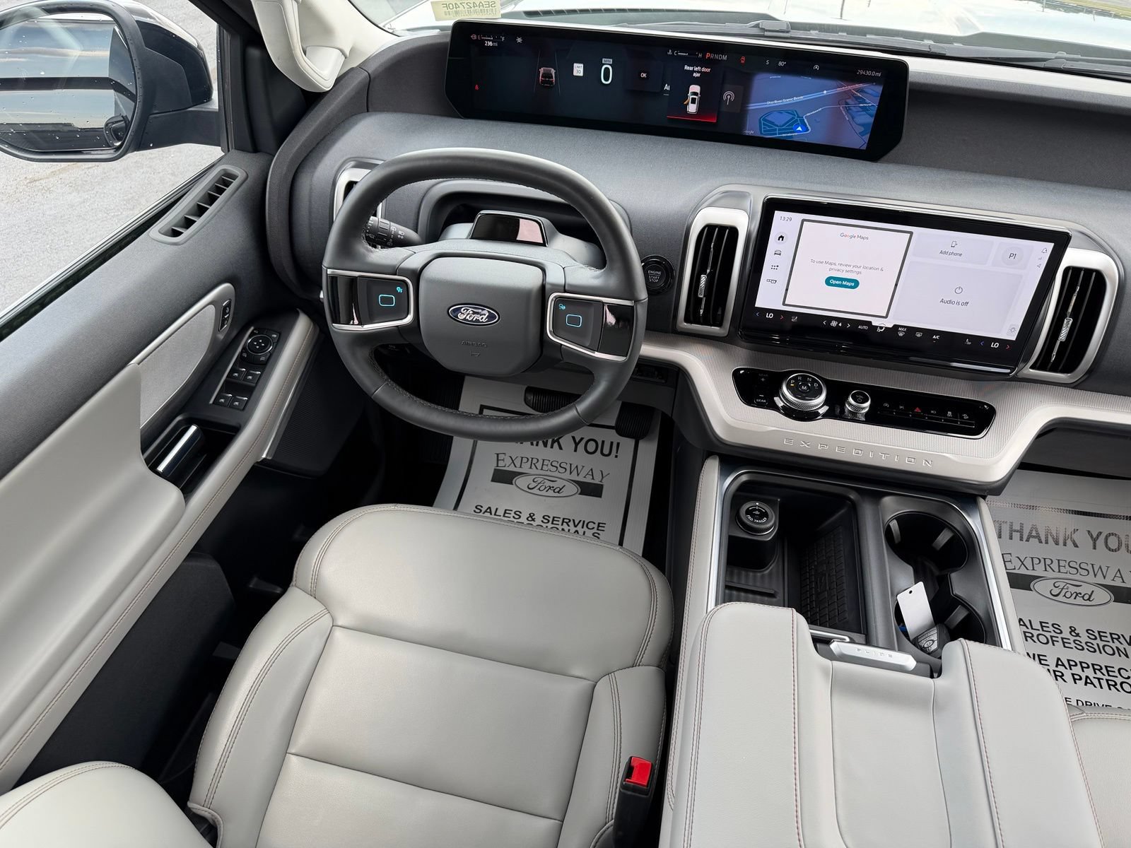 Used 2025 Ford Expedition Active AWD/4WD image 16