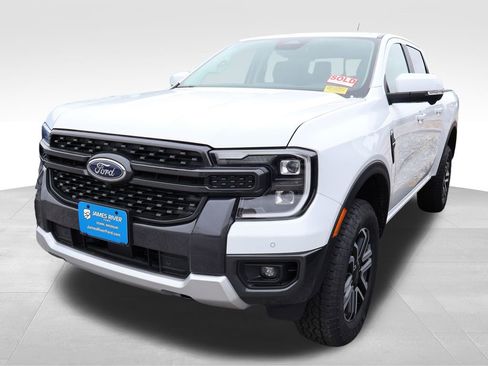 Used 2025 Ford Maverick Lariat AWD/4WD image 2