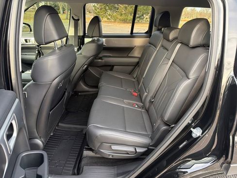 Used 2025 Hyundai Santa Fe SEL image 24