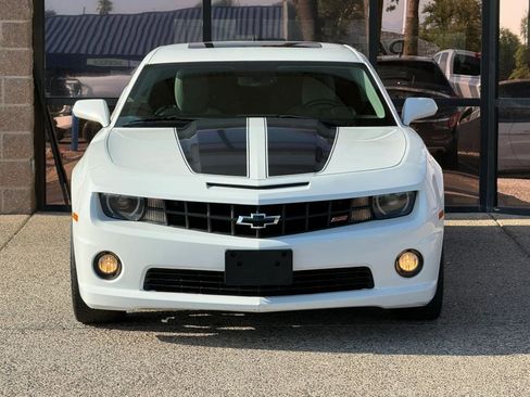 Used 2010 Chevrolet Camaro SS w/ RS Package RWD image 19