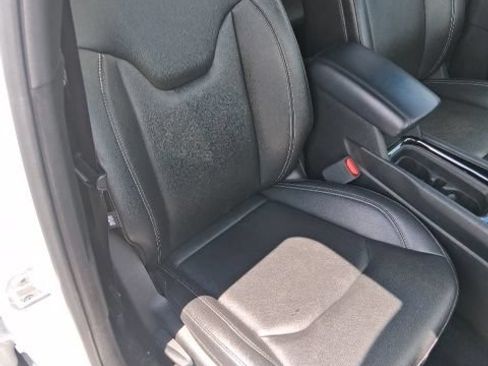 Used 2025 Jeep Compass Limited AWD/4WD image 31