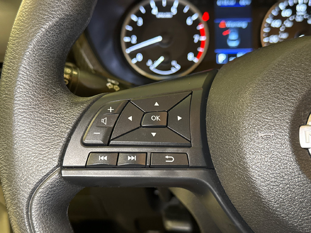 Used 2024 Nissan Sentra S w/ Lighting Package FWD image 27