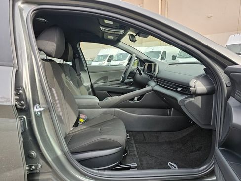 New 2026 Hyundai Elantra Sport image 10