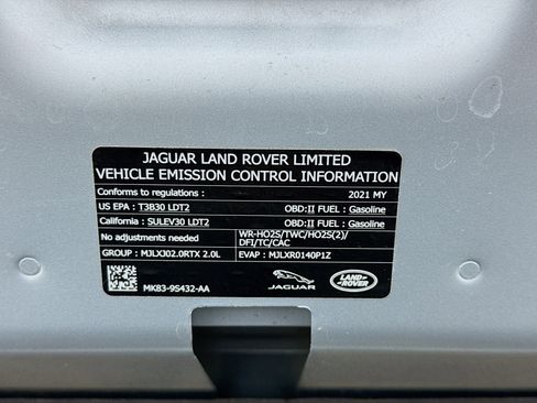 Used 2021 Land Rover Range Rover Velar S image 21