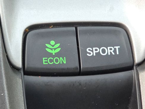 Used 2019 Honda Accord Touring image 35