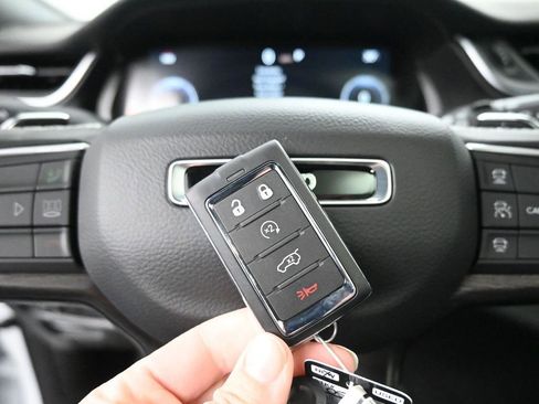 New 2025 Jeep Grand Cherokee L Limited w/ Trailer Tow Package image 36