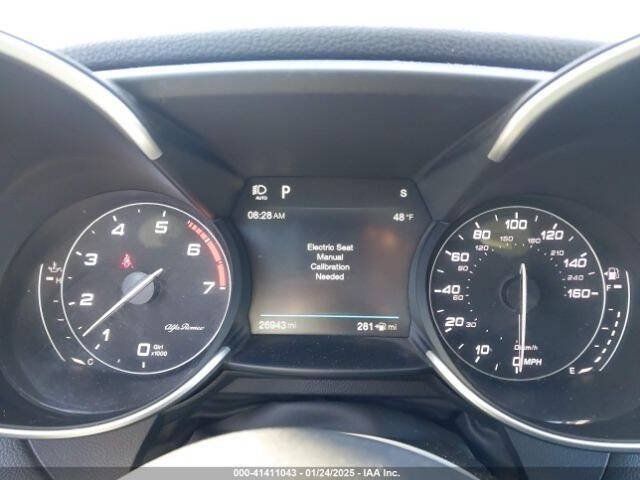 Used 2018 Alfa Romeo Giulia RWD image 7