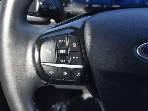 Used 2024 Ford Escape Platinum AWD/4WD image 23