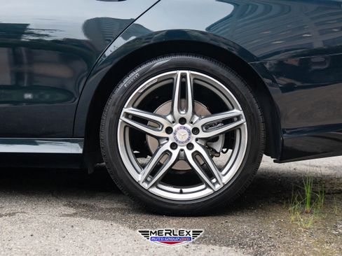 Used 2017 Mercedes-Benz E 300 image 12
