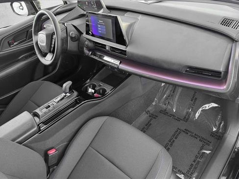 Used 2026 Toyota Prius Plug-In Hybrid FWD image 20