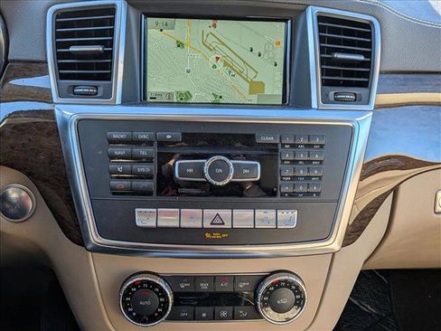 Used 2014 Mercedes-Benz GL 450 4MATIC image 12