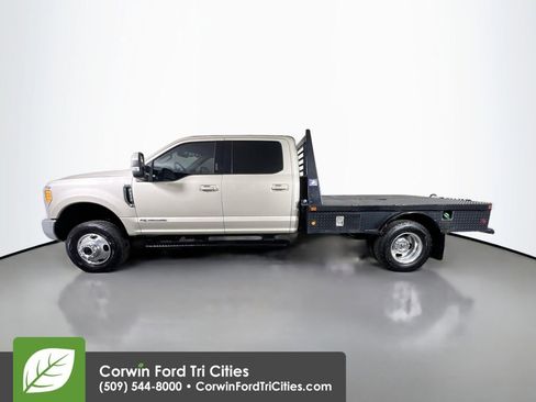 Used 2017 Ford F350 Lariat w/ Lariat Value Package image 6