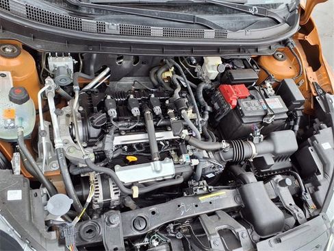 Used 2024 Nissan Kicks SR w/ SR Premium Package image 31