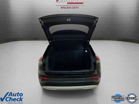 Used 2024 Audi Q4 e-tron Premium image 7