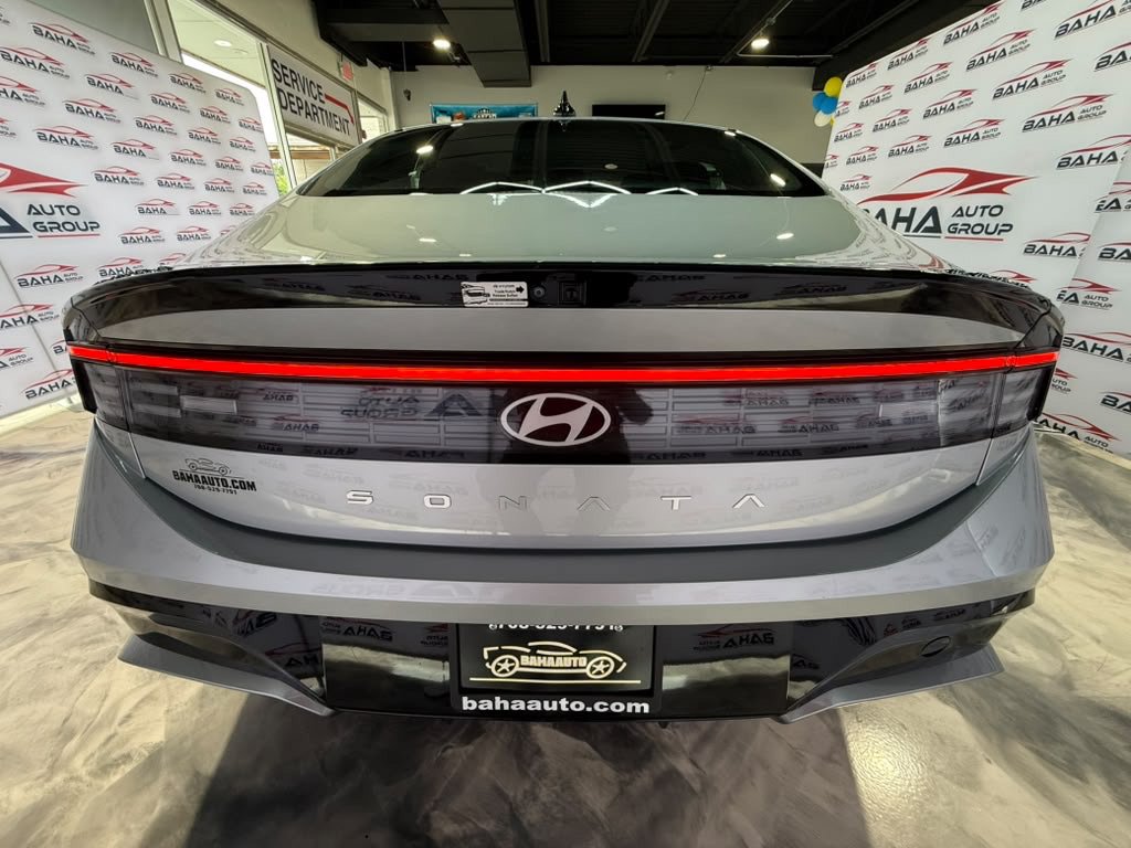 Used 2025 Hyundai Sonata SEL FWD image 7
