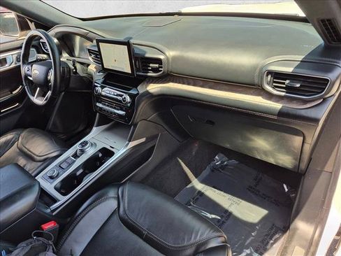 Used 2021 Ford Explorer Platinum AWD/4WD image 18