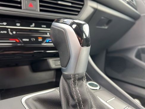 Used 2025 Volkswagen Jetta Sport image 22