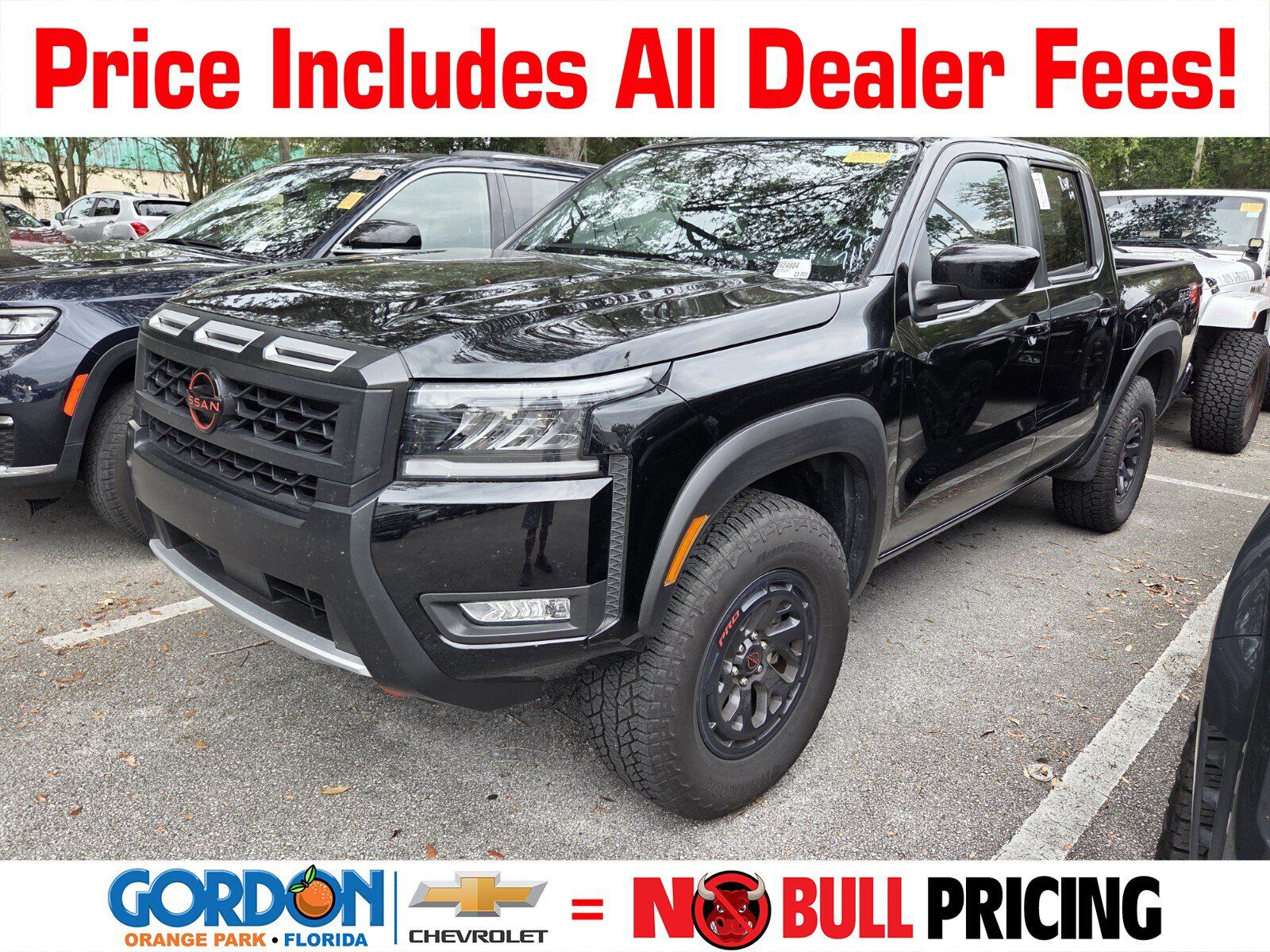 Used 2026 Nissan Frontier PRO-4X AWD/4WD image 1