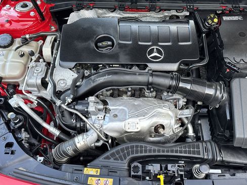 Used 2020 Mercedes-Benz CLA 250 4MATIC image 33