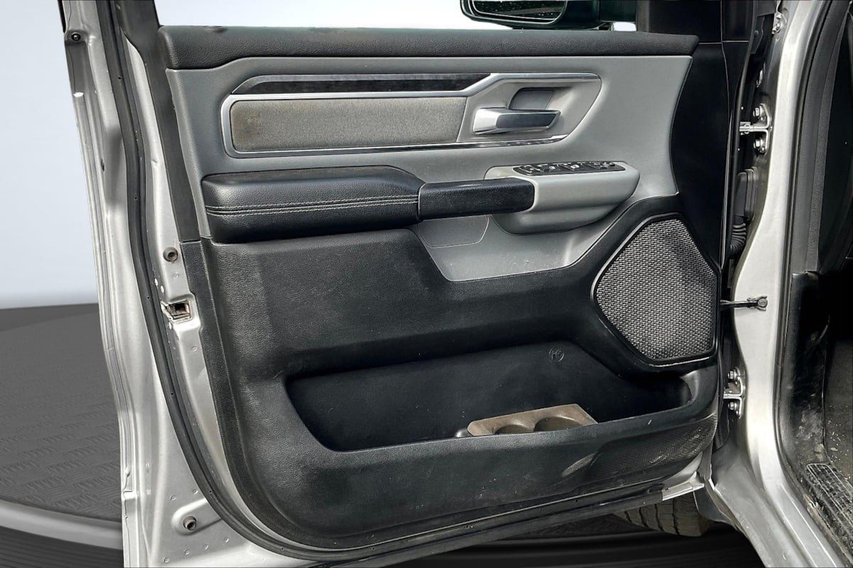 Used 2019 RAM 1500 Big Horn RWD image 24