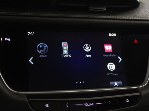Used 2018 Cadillac XT5 Luxury w/ Driver Awareness Package FWD image 33