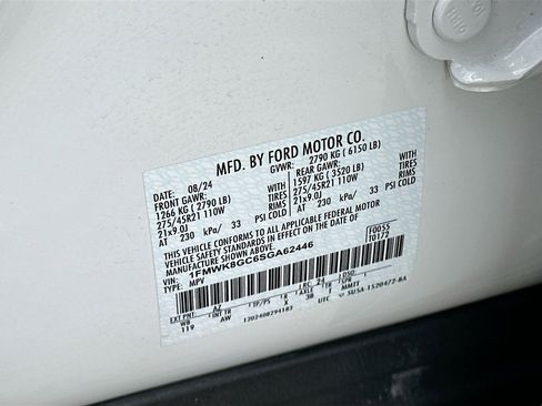 Certified 2025 Ford Explorer ST AWD/4WD image 33
