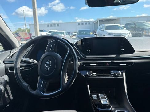 Used 2022 Hyundai Sonata SEL w/ Convenience Package FWD image 10