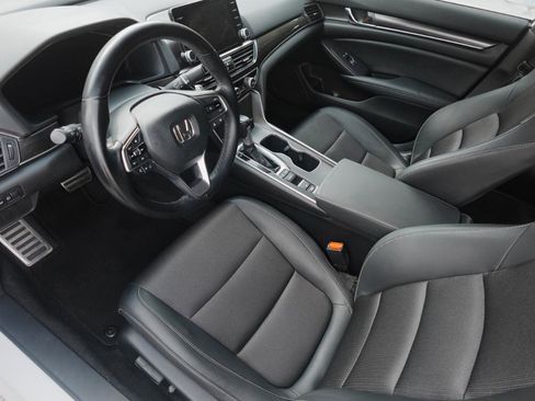 Used 2022 Honda Accord Sport image 7