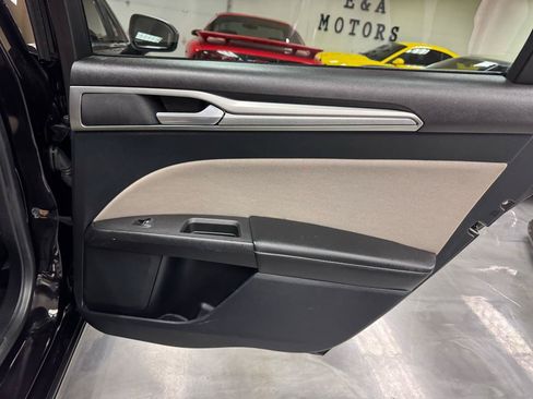 Used 2019 Ford Fusion S FWD image 32