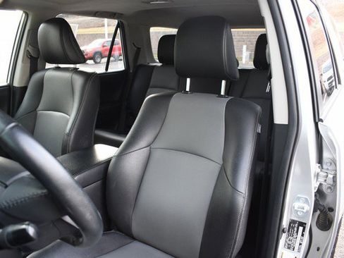 Used 2014 Toyota 4Runner SR5 Premium image 17