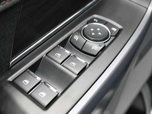 New 2025 Ford F150 Lariat w/ Equipment Group 501A Mid image 15