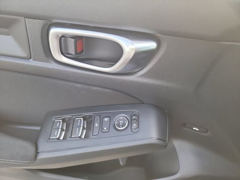 Used 2024 Honda Civic Sport image 17