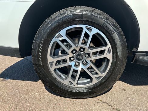 Used 2025 Ford Expedition Active AWD/4WD image 40