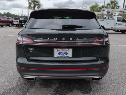 Used 2023 Lincoln Nautilus FWD w/ Premium Package image 5