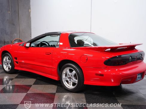 Used 2001 Pontiac Firebird Formula w/ Protection Group RWD image 7